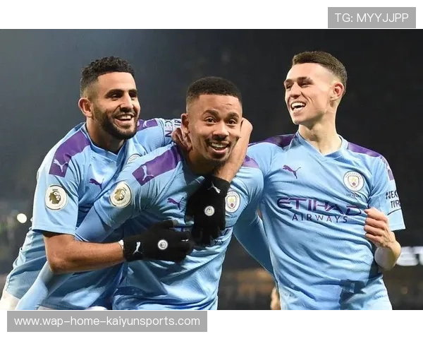 英超曼城前场连环配合成功,客场三分到手